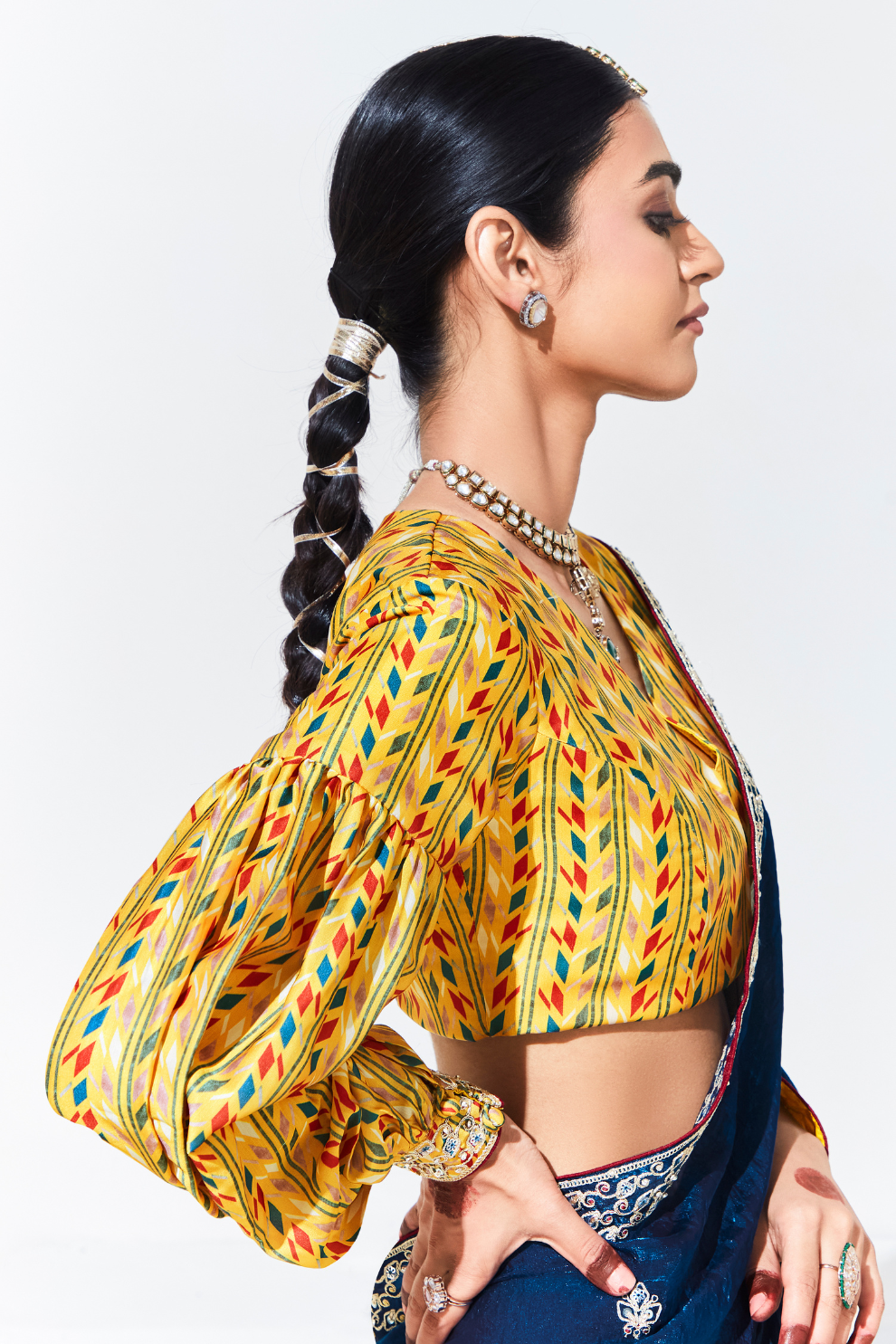 Elegant Tissue Saree with Sequins and Thread Embroidery Work