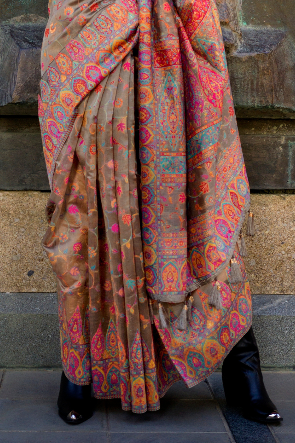 Kashneer Silk Organza Saree with Fine Handloom Weaving