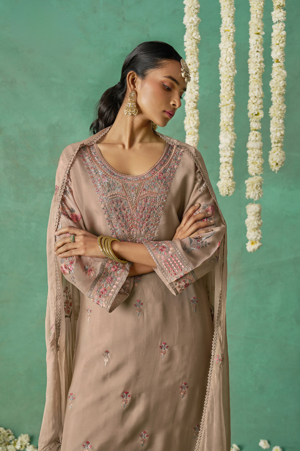 Graceful  Multi-Thread Embroidered Pant Suit