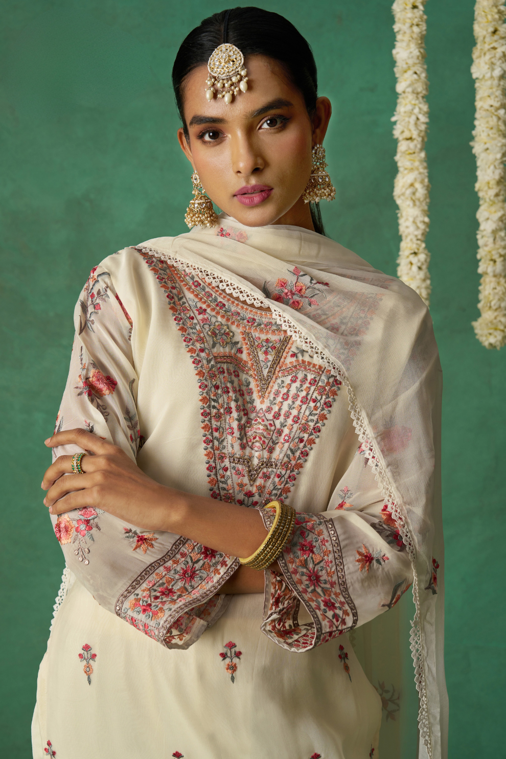 Graceful  Multi-Thread Embroidered Pant Suit