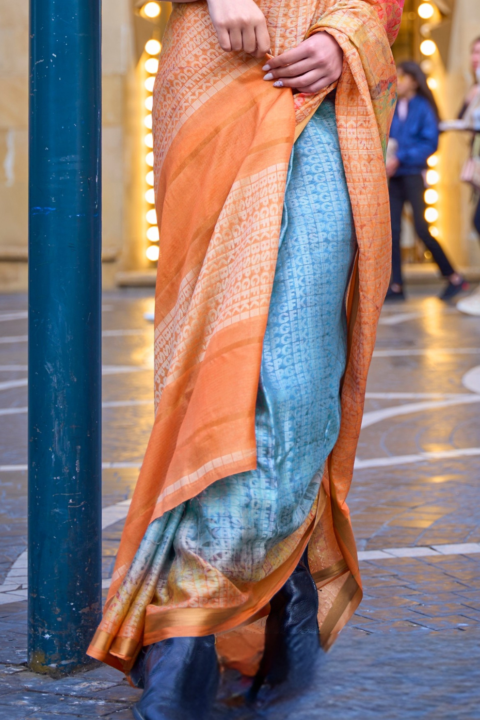 Elegant Poly Viscose Printed Saree with Handloom Weaving Detailing
