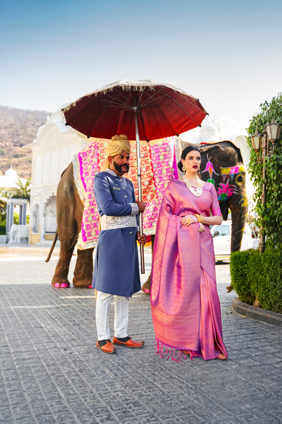 Elegant Kanjivaram Silk Saree with Rich Handloom Weaving