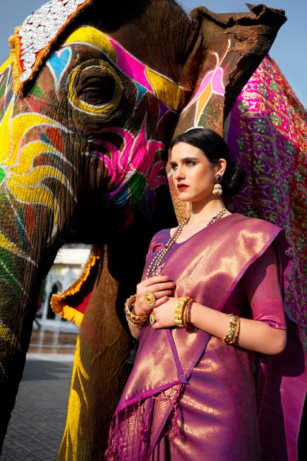 Elegant Kanjivaram Silk Saree with Rich Handloom Weaving