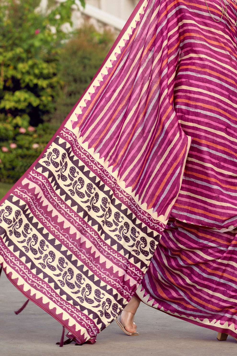 Elegant Whispers Pure Mal Mal Cotton Saree in Modern Digital Motifs - LaVante Fashion