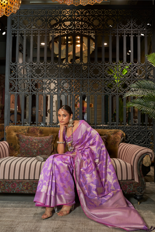 Banarasi Saree with Contrast Border and Traditional Weaving