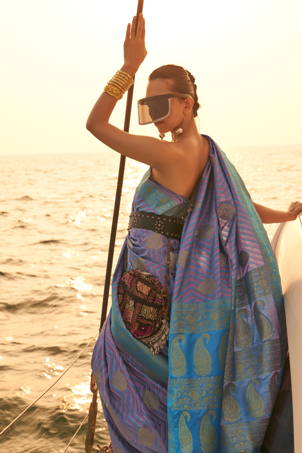 Regal Zari Woven Banarasi Saree with Traditional Motifs