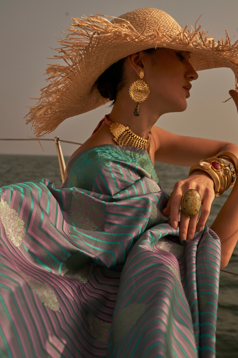 Regal Zari Woven Banarasi Saree with Traditional Motifs