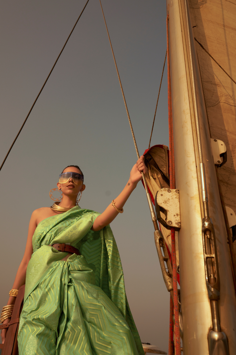 Regal Zari Woven Banarasi Saree with Traditional Motifs