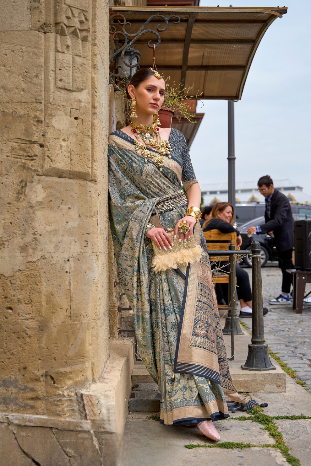 Traditional Wear Pure Silk Saree with Artistic Prints