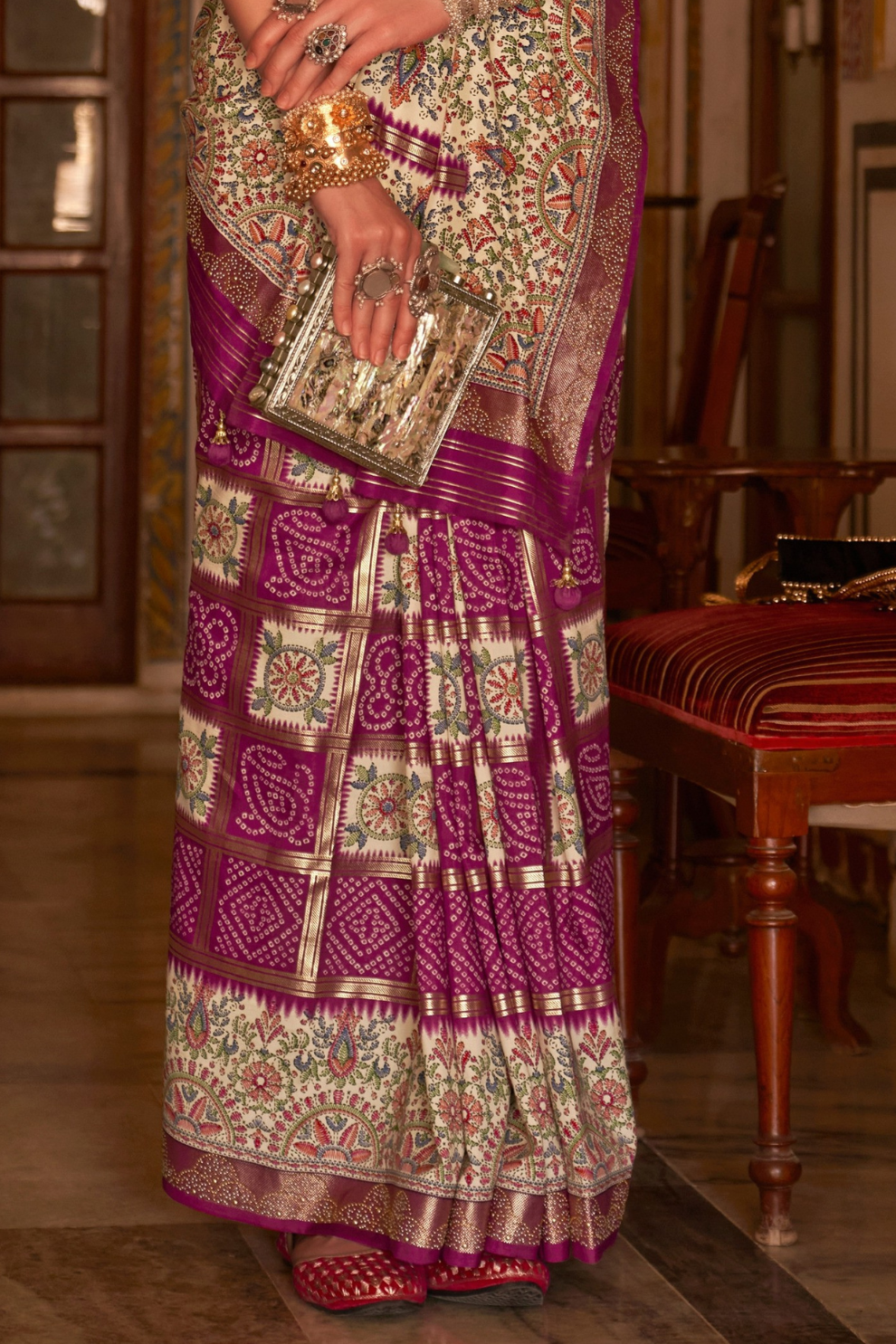 Elegant Pure Silk Bandhani Saree with Weaving and Artistic Print