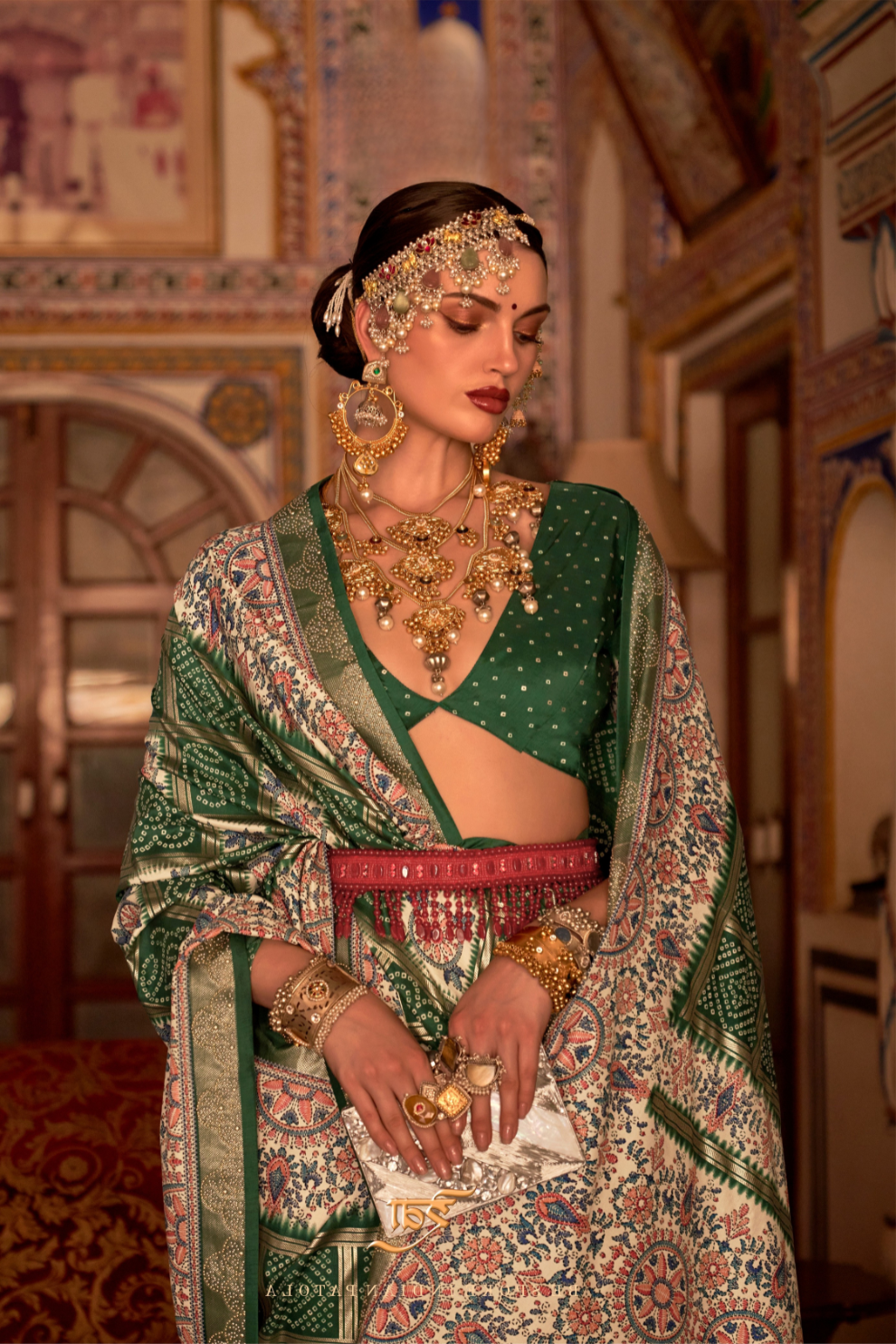 Elegant Pure Silk Bandhani Saree with Weaving and Artistic Print