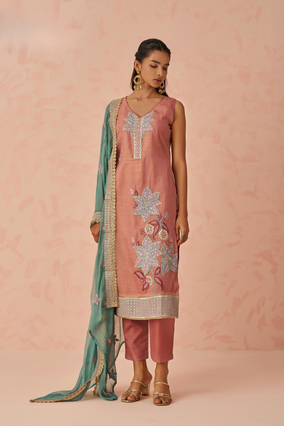 Stylish Fancy Kurtis – Perfect Blend of Tradition & Fashion