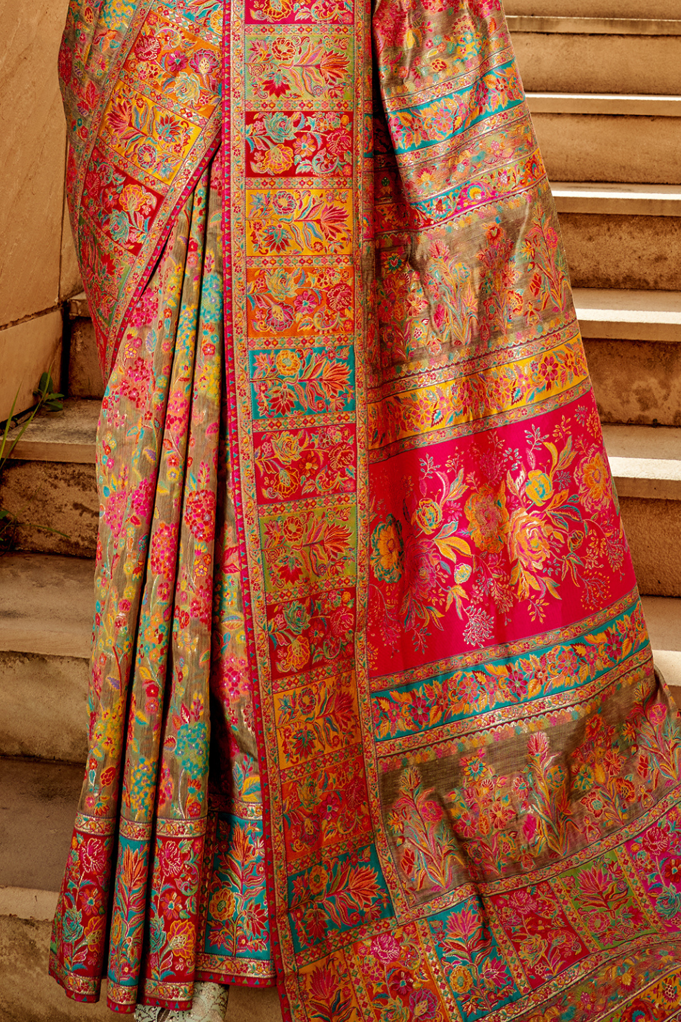Classic Pashmina Silk Saree with Rich Kashmiri Craftsmanship