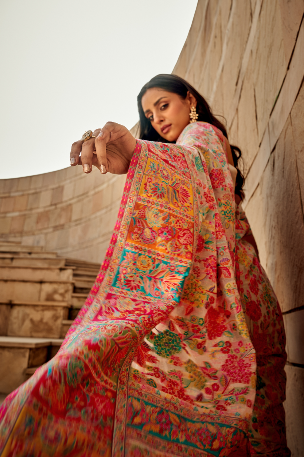 Classic Pashmina Silk Saree with Rich Kashmiri Craftsmanship