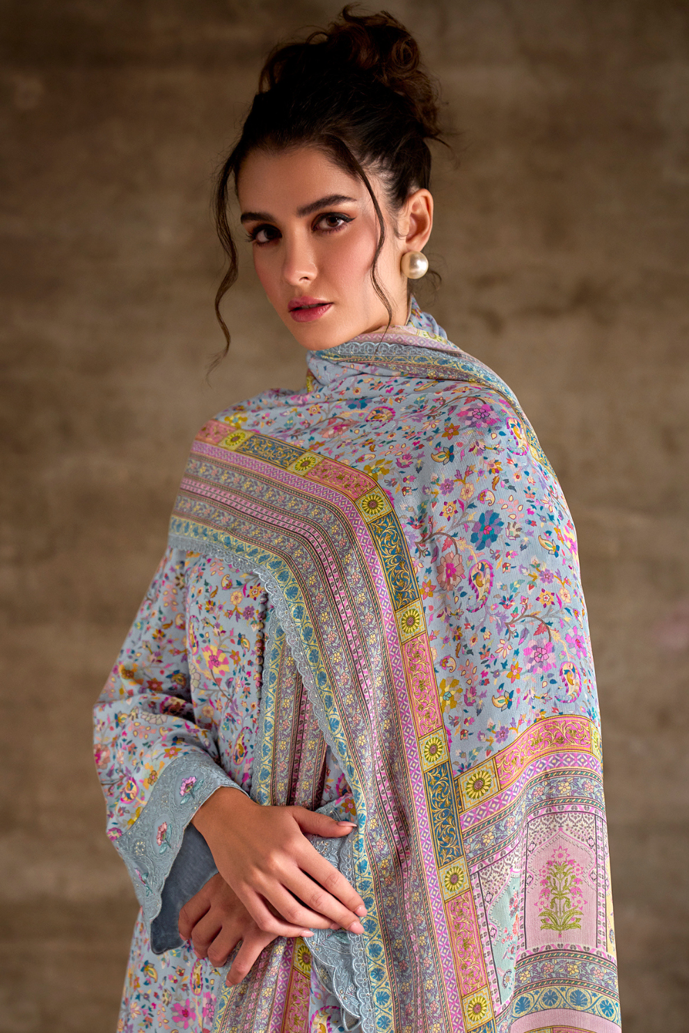 Pure Muslin Salwar Suit with Digital Print & Kashmiri Embroidery