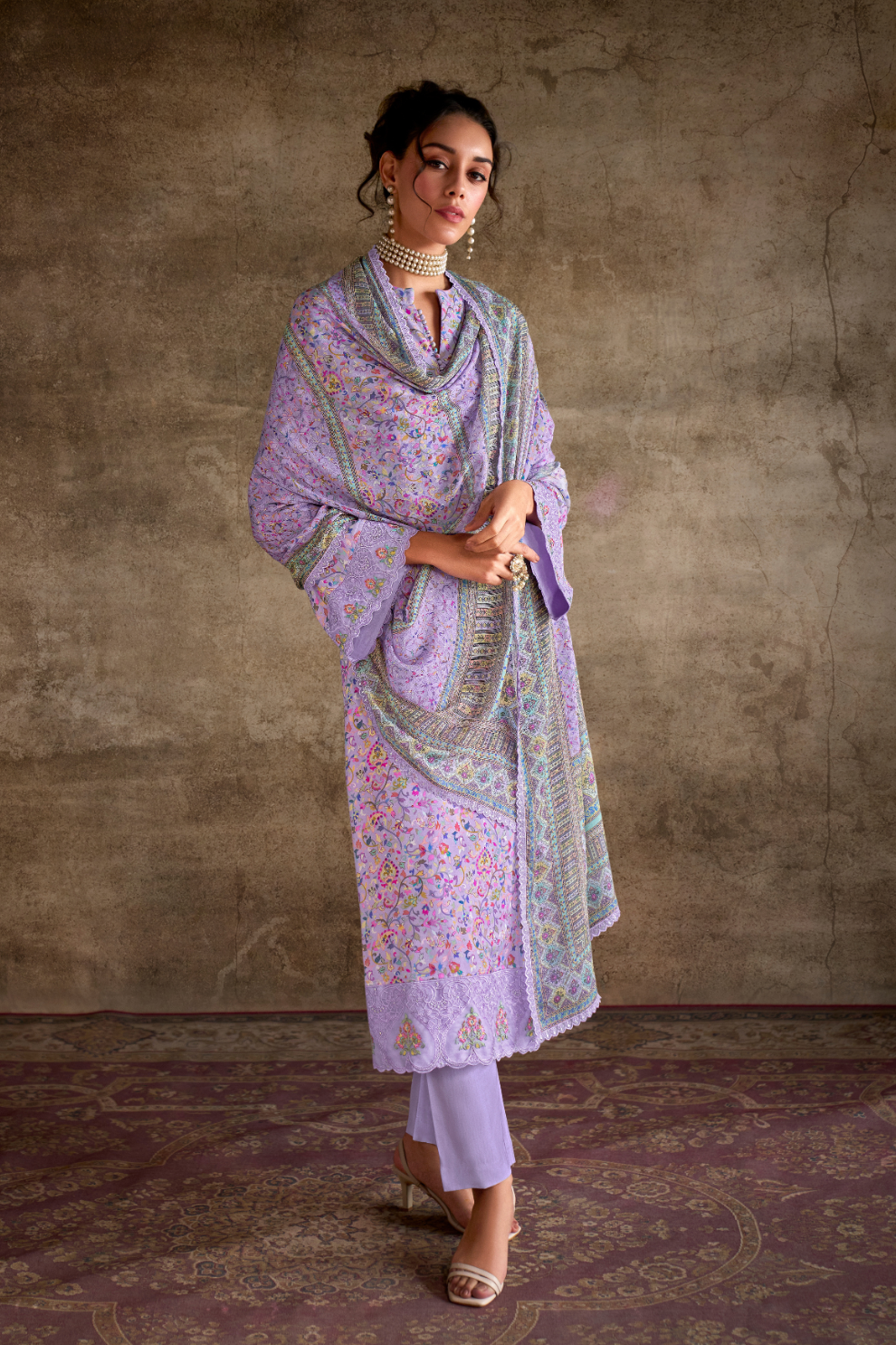 Pure Muslin Salwar Suit with Digital Print & Kashmiri Embroidery