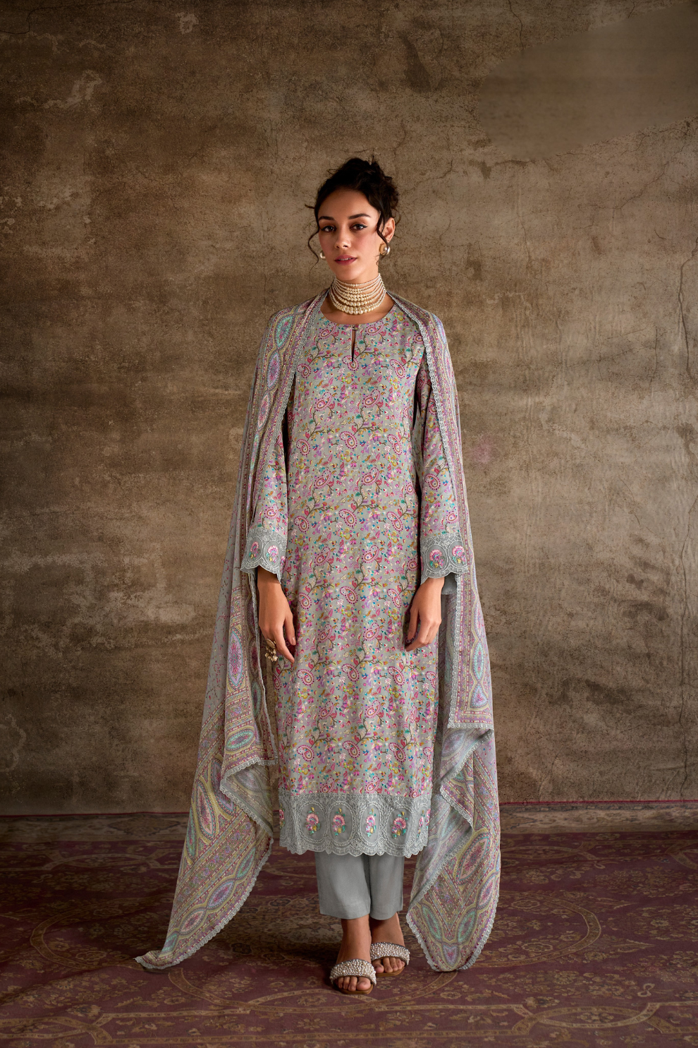 Pure Muslin Salwar Suit with Digital Print & Kashmiri Embroidery