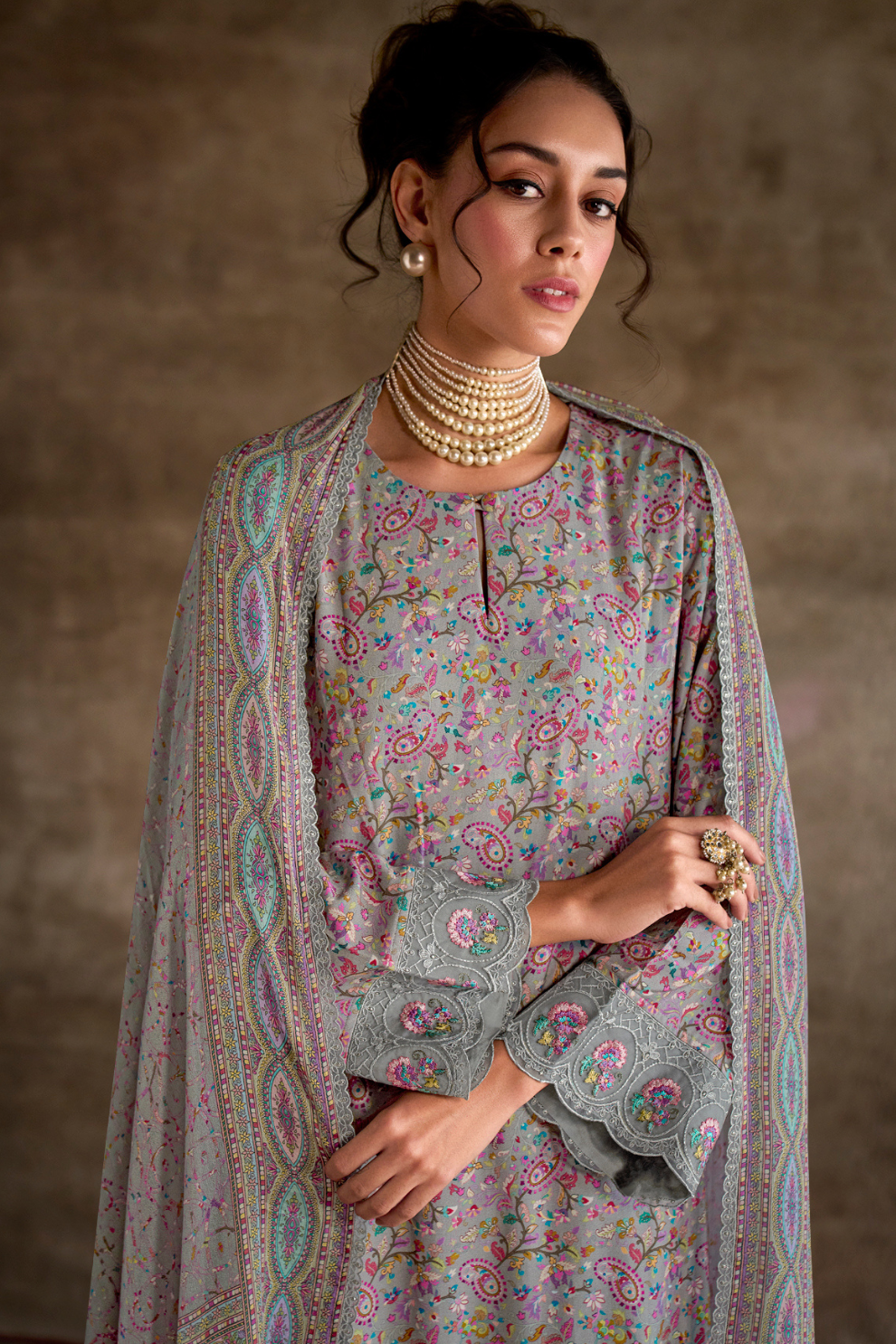 Pure Muslin Salwar Suit with Digital Print & Kashmiri Embroidery