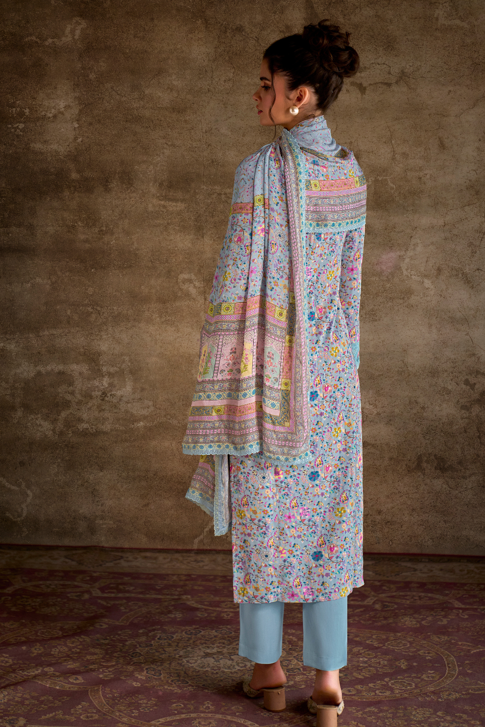 Pure Muslin Salwar Suit with Digital Print & Kashmiri Embroidery