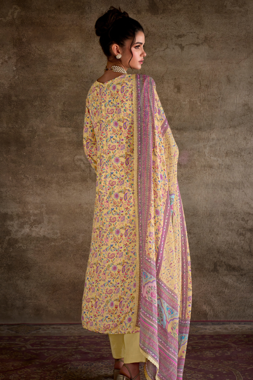 Pure Muslin Salwar Suit with Digital Print & Kashmiri Embroidery