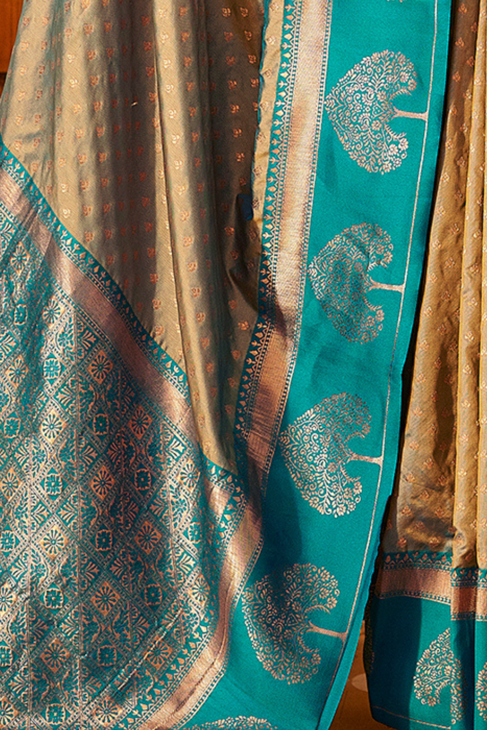Soft Banarasi Paithani Saree with Copper Zari Weaving - LaVante Fashion