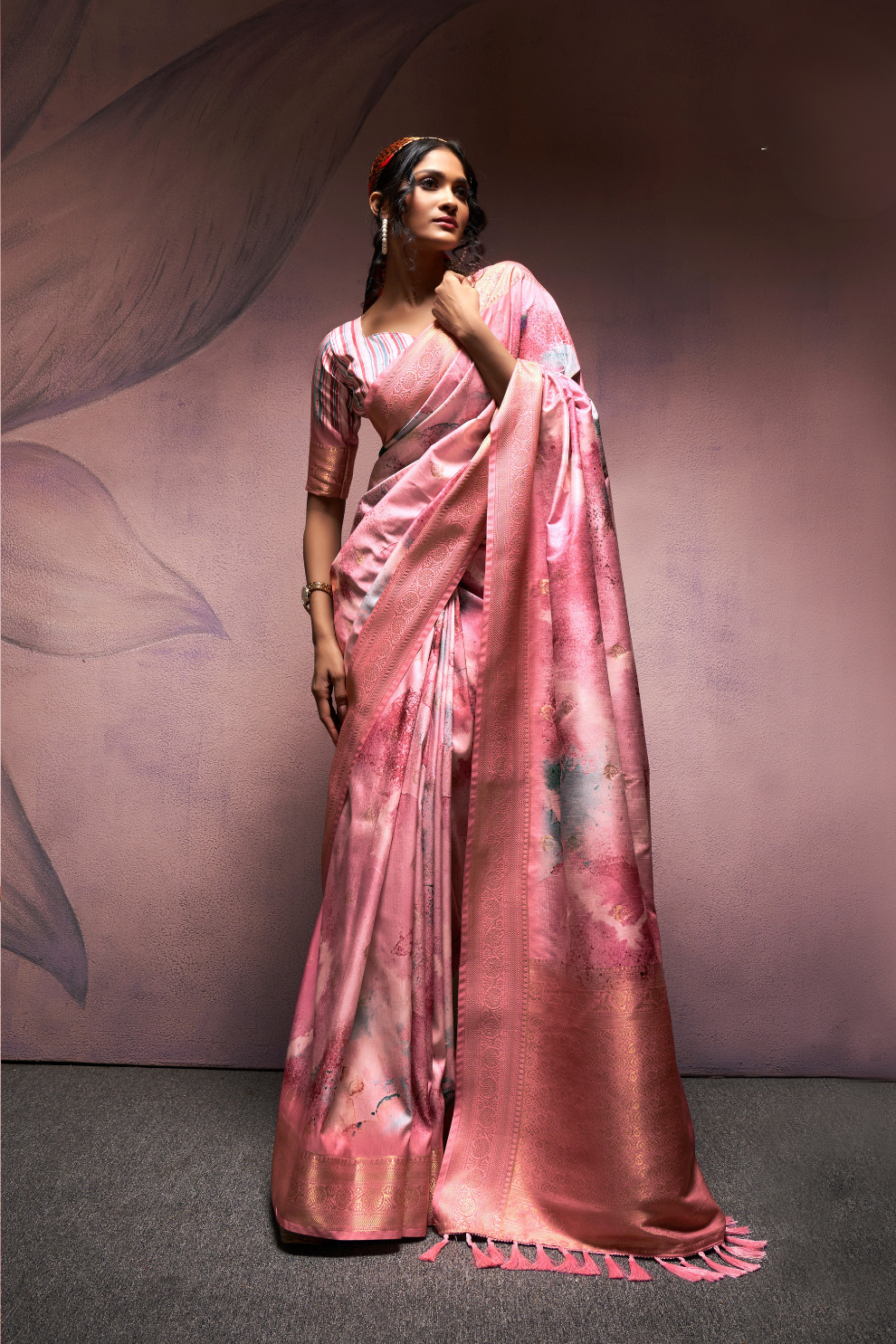 Handloom Harmony Soft Silk Saree with Elegant Weaving - LaVante Fashion