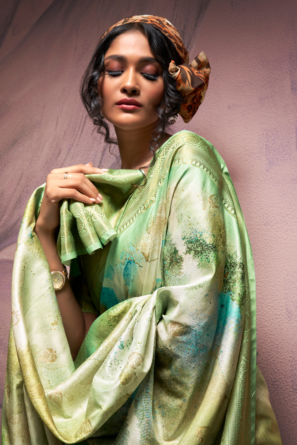 Handloom Harmony Soft Silk Saree with Elegant Weaving - LaVante Fashion