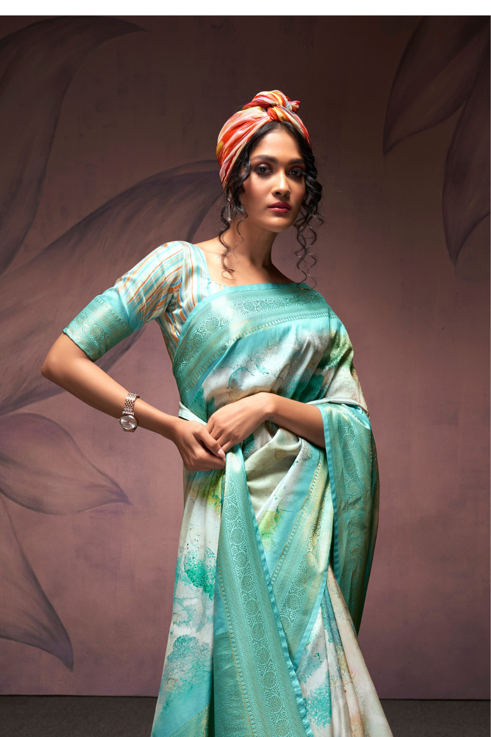 Handloom Harmony Soft Silk Saree with Elegant Weaving - LaVante Fashion