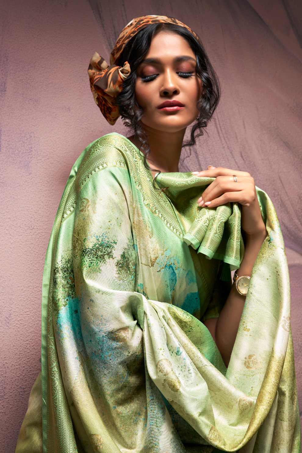 Handloom Harmony Soft Silk Saree with Elegant Weaving - LaVante Fashion