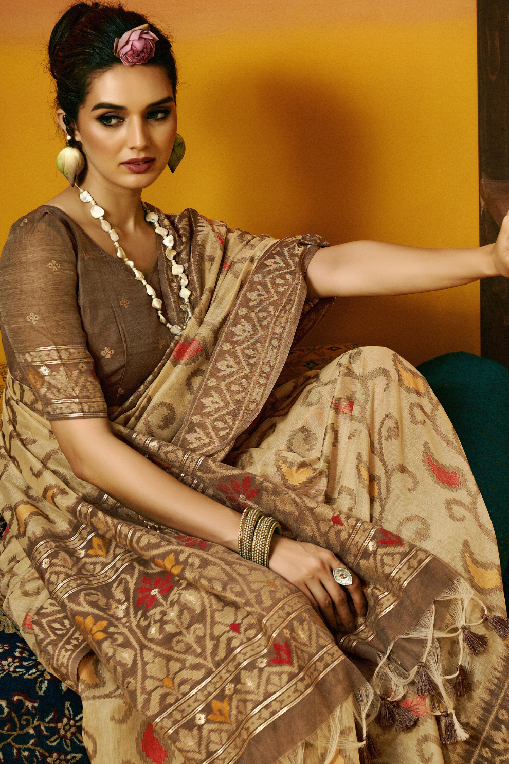 Grace Woven in the Threads of Spun Handwoven Jamdani Elegance