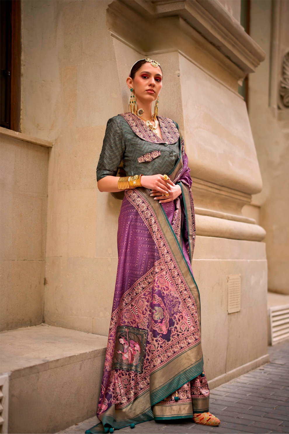 Elegant Shine Super Poly Viscose Silk Saree with Apoxy Finish - LaVante Fashion