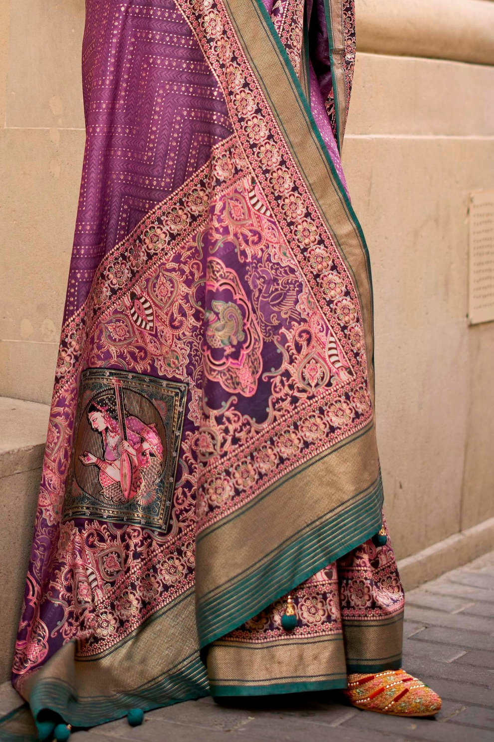 Elegant Shine Super Poly Viscose Silk Saree with Apoxy Finish - LaVante Fashion