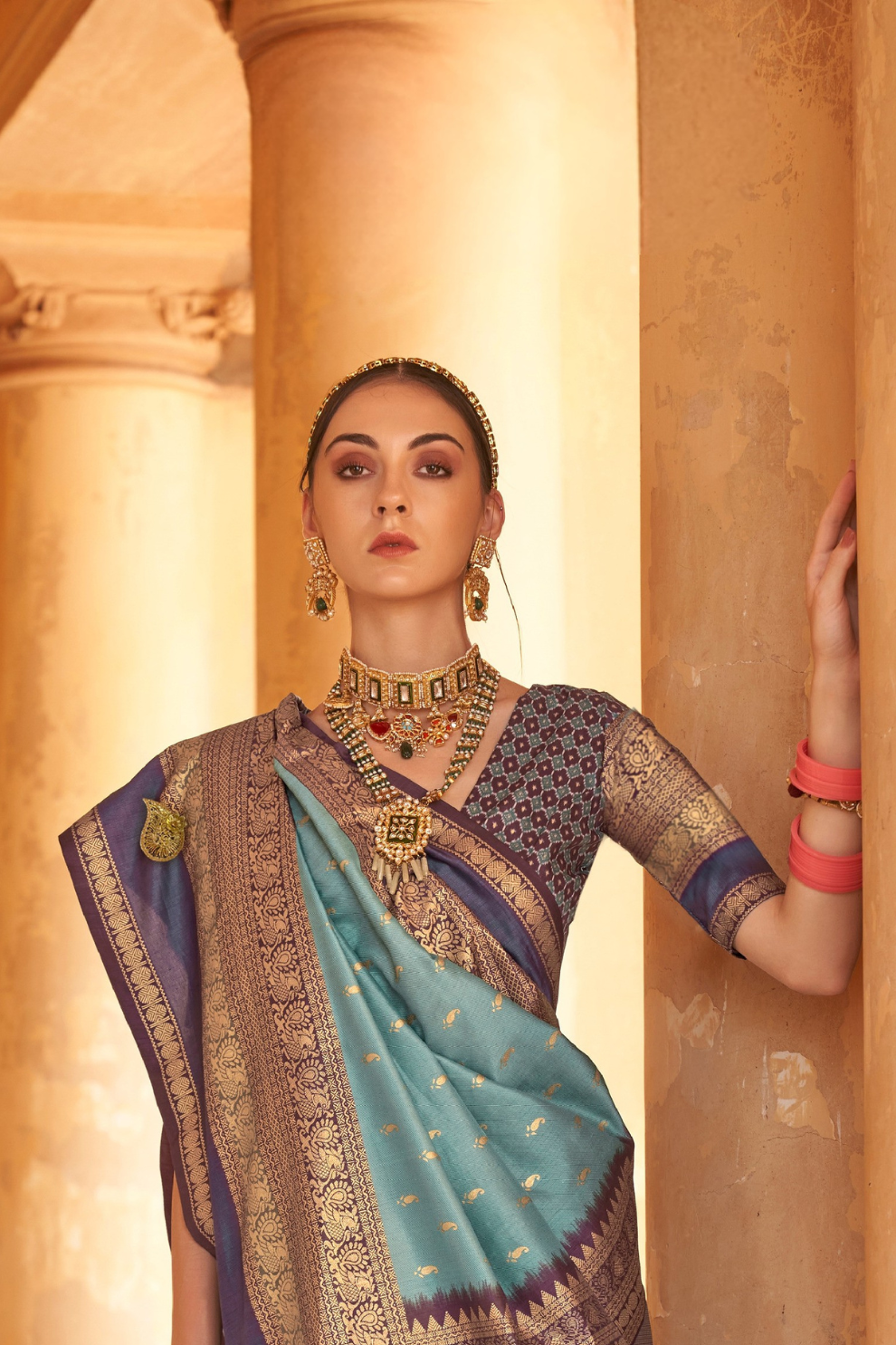 Kanjivaram Style Silk Saree with Designer Brooch and Clutch