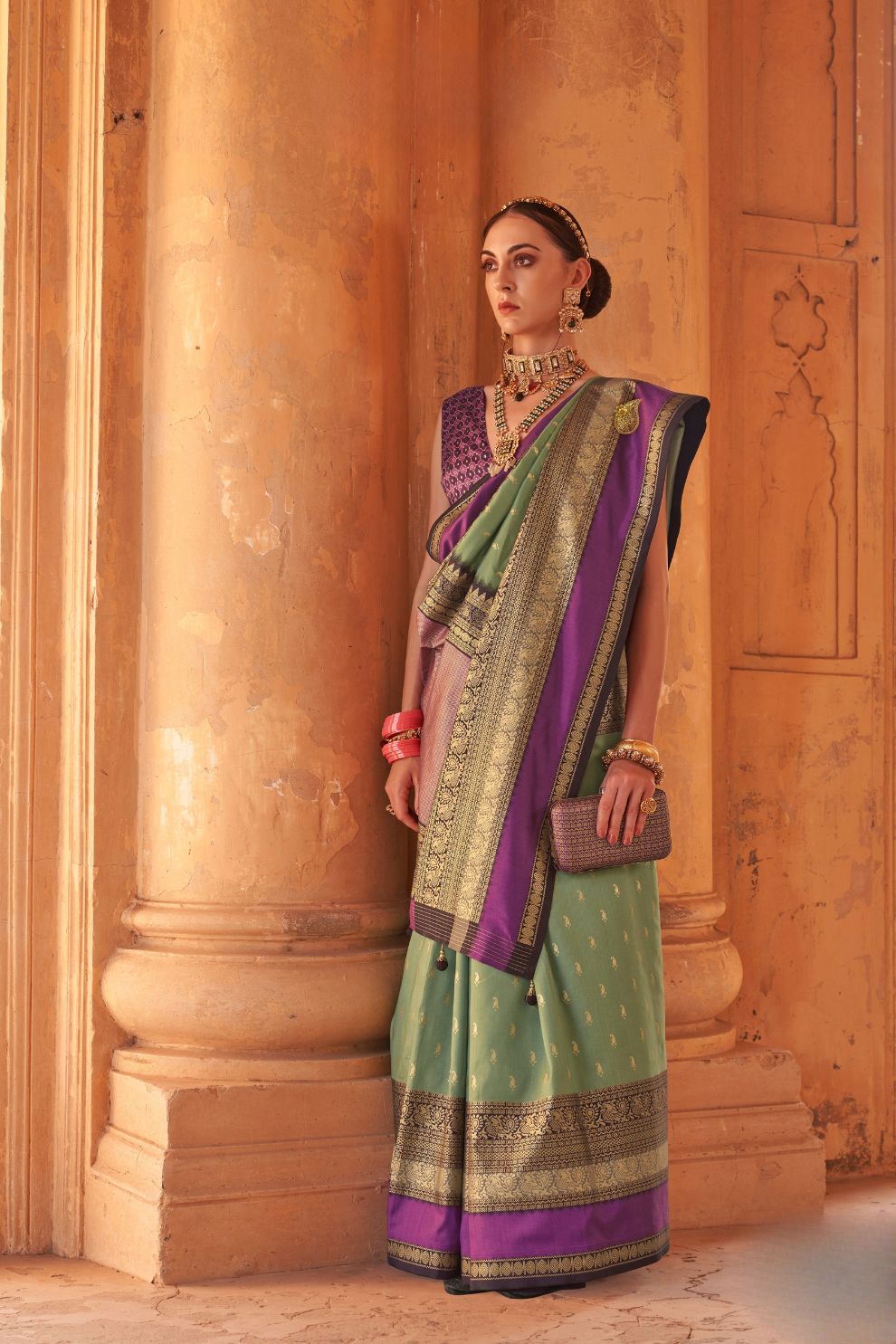 Kanjivaram Style Silk Saree with Designer Brooch and Clutch