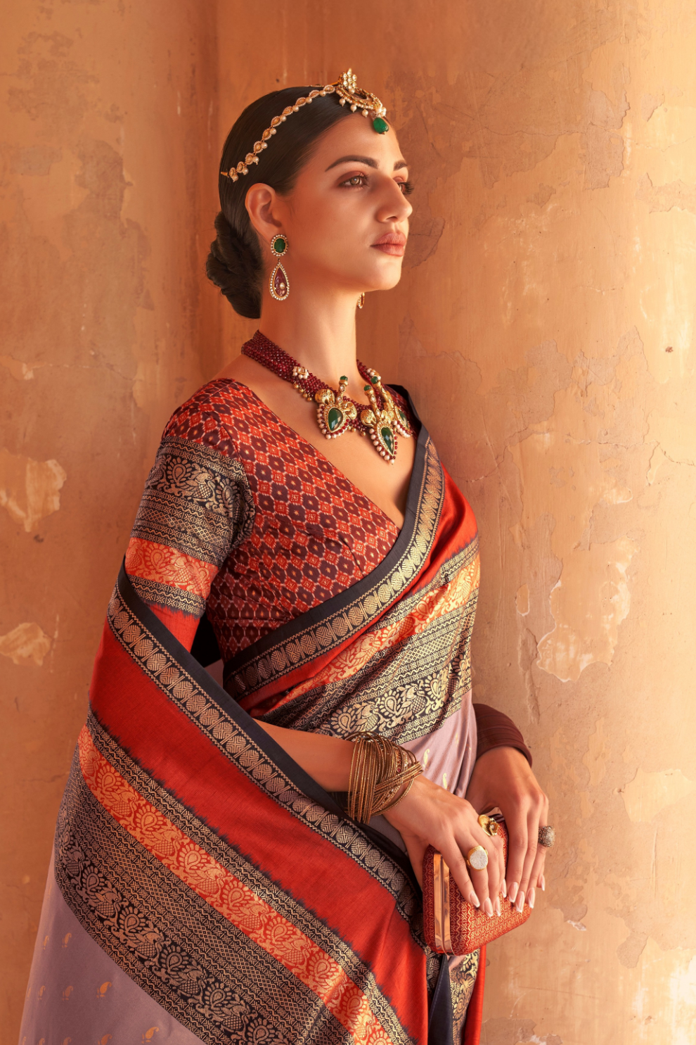 Kanjivaram Style Silk Saree with Designer Brooch and Clutch