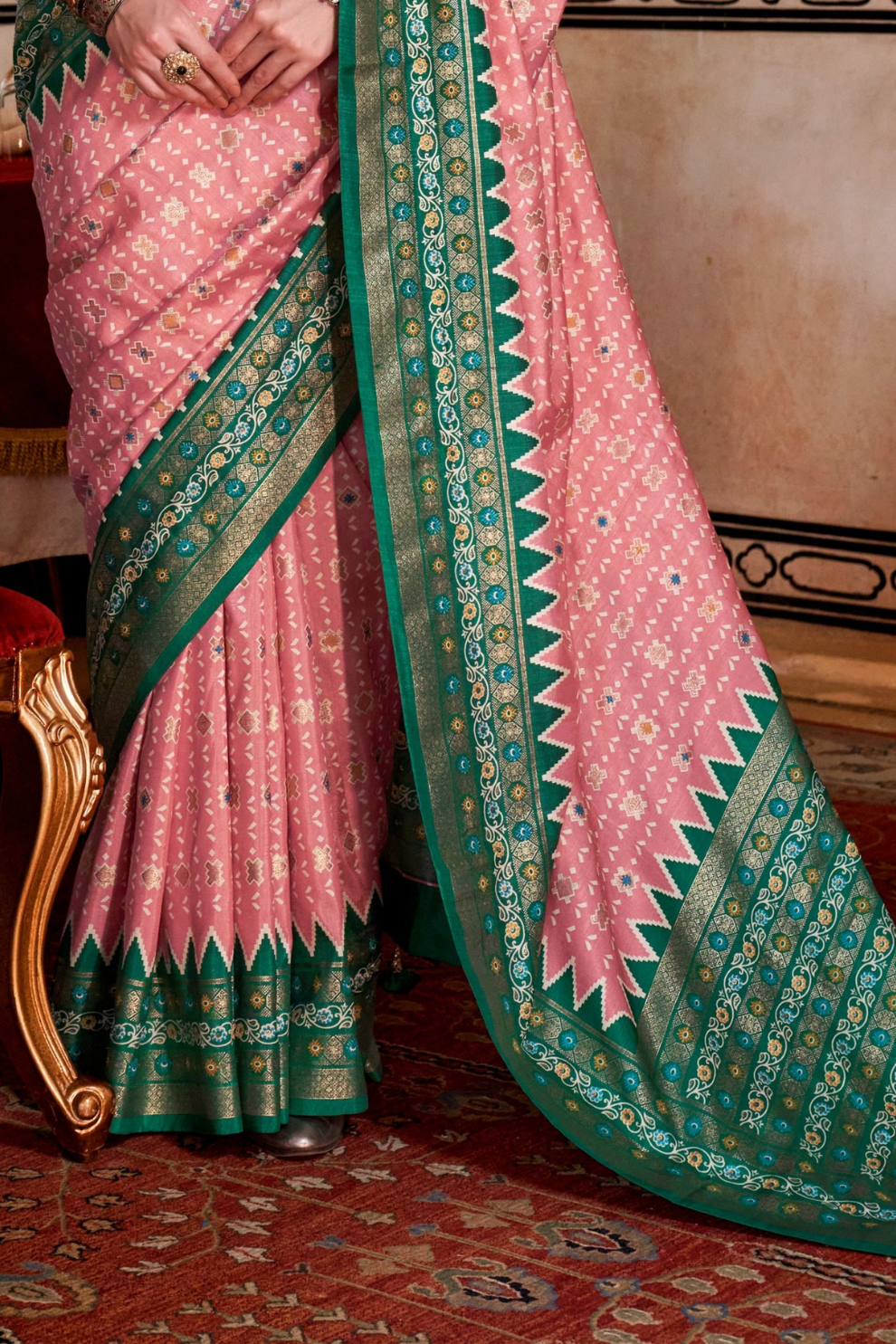 Soft Viscose Silk Woven Printed Patola Designed Saree