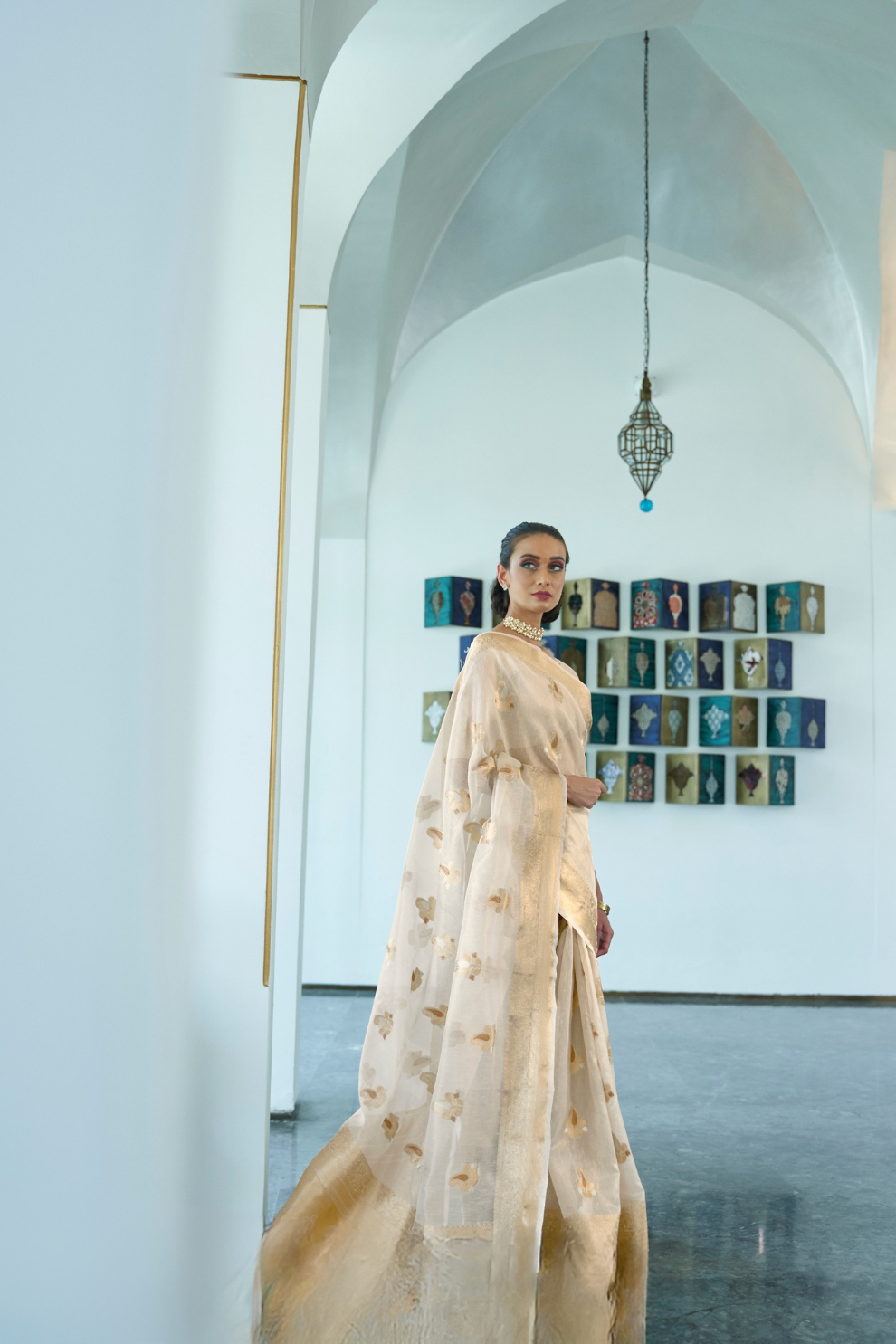 Tissue Finish Silk Saree with Blouse for Special Events