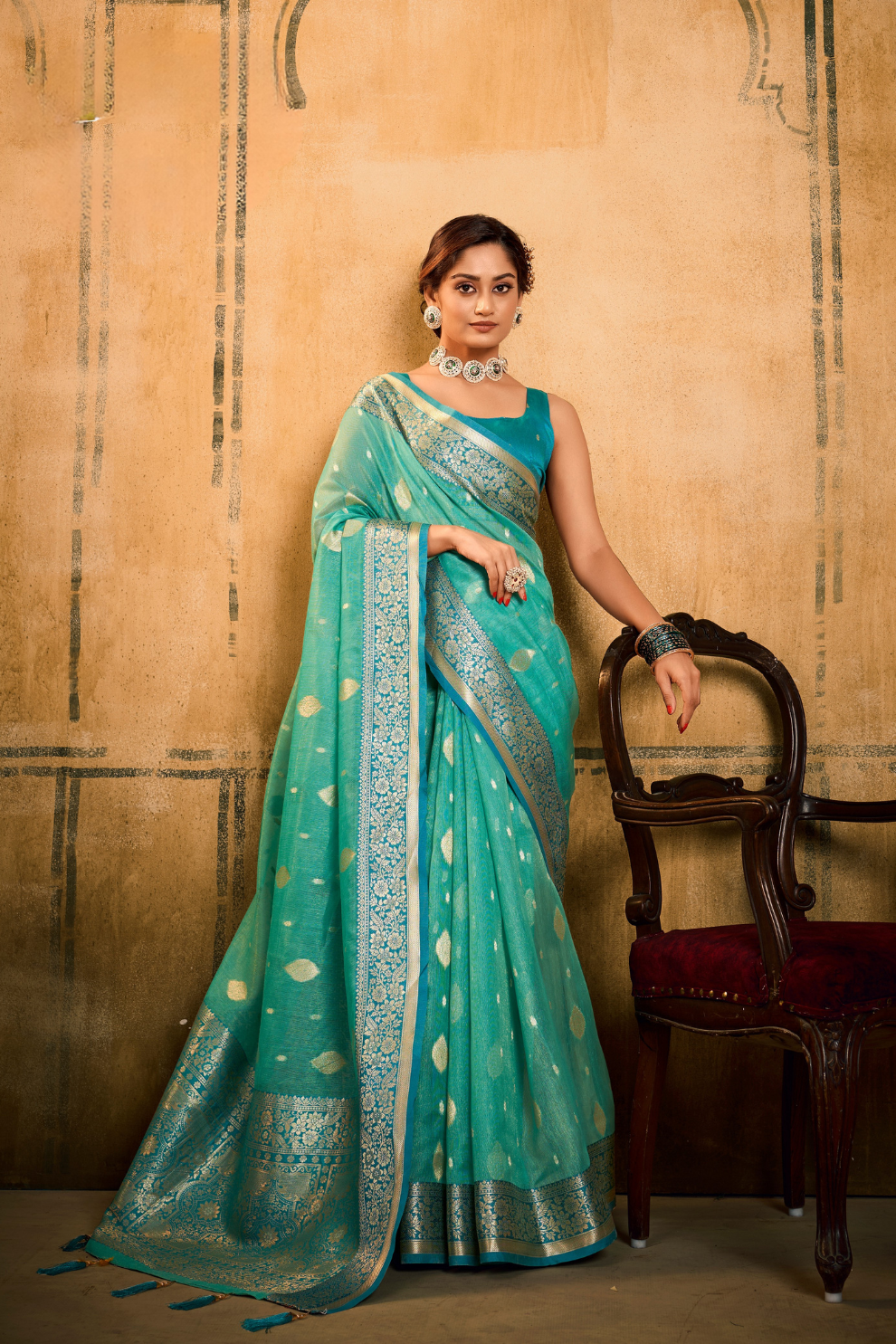 Tissue Silk Elegance Draped in a Striking Contrast Border