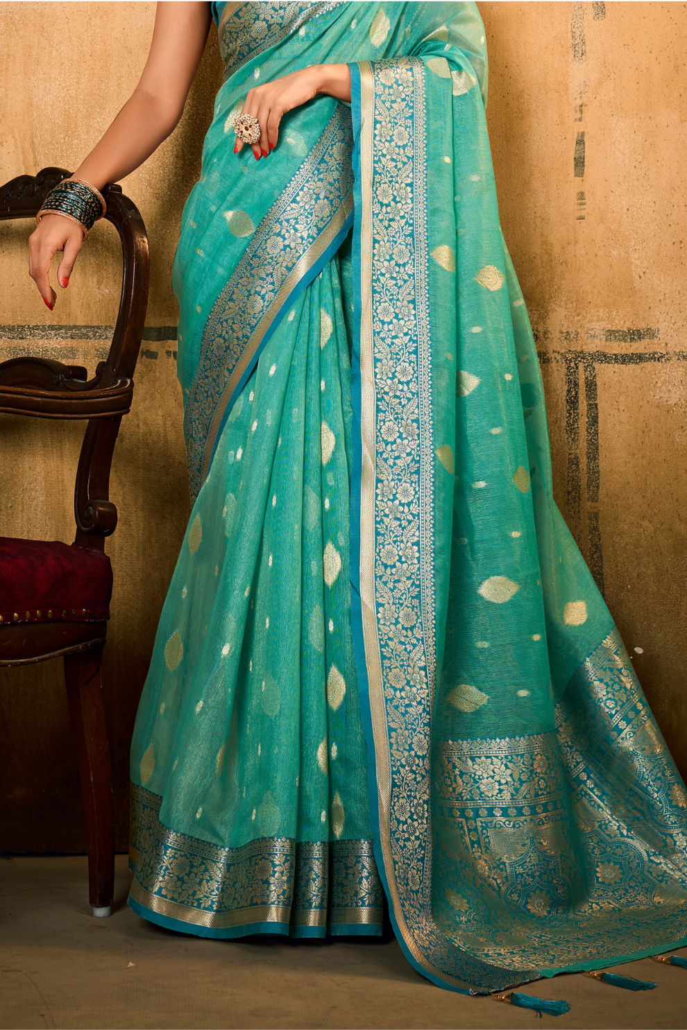 Tissue Silk Elegance Draped in a Striking Contrast Border