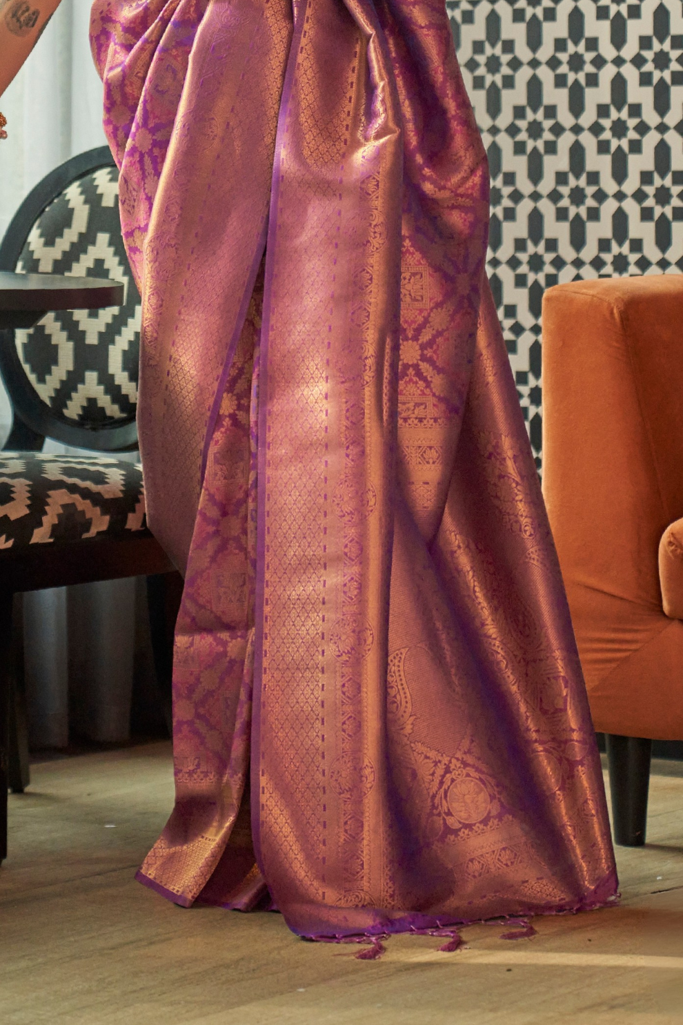 Traditional Kanjivaram Silk Saree with Rich Zari Weaving