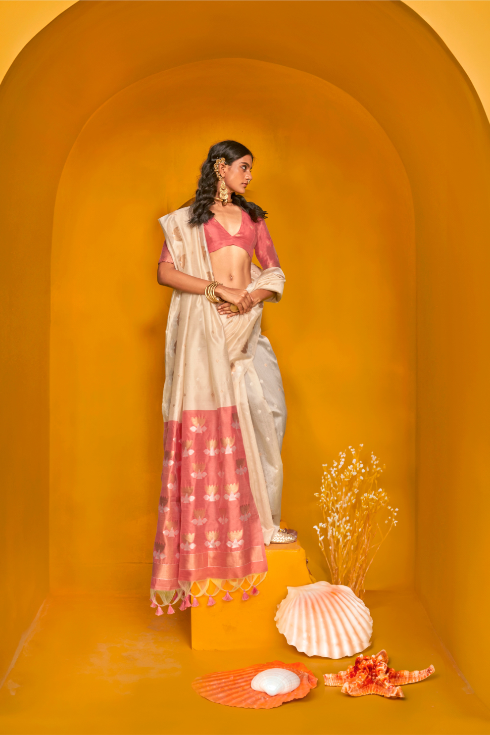 Tussar Handloom Weaving Silk Saree with Natural Finish Elegance