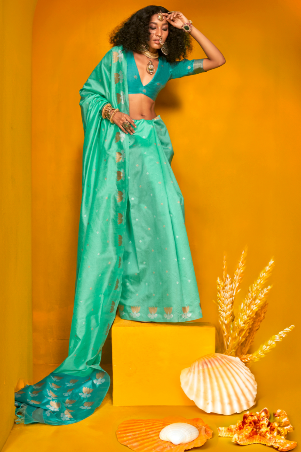 Tussar Handloom Weaving Silk Saree with Natural Finish Elegance