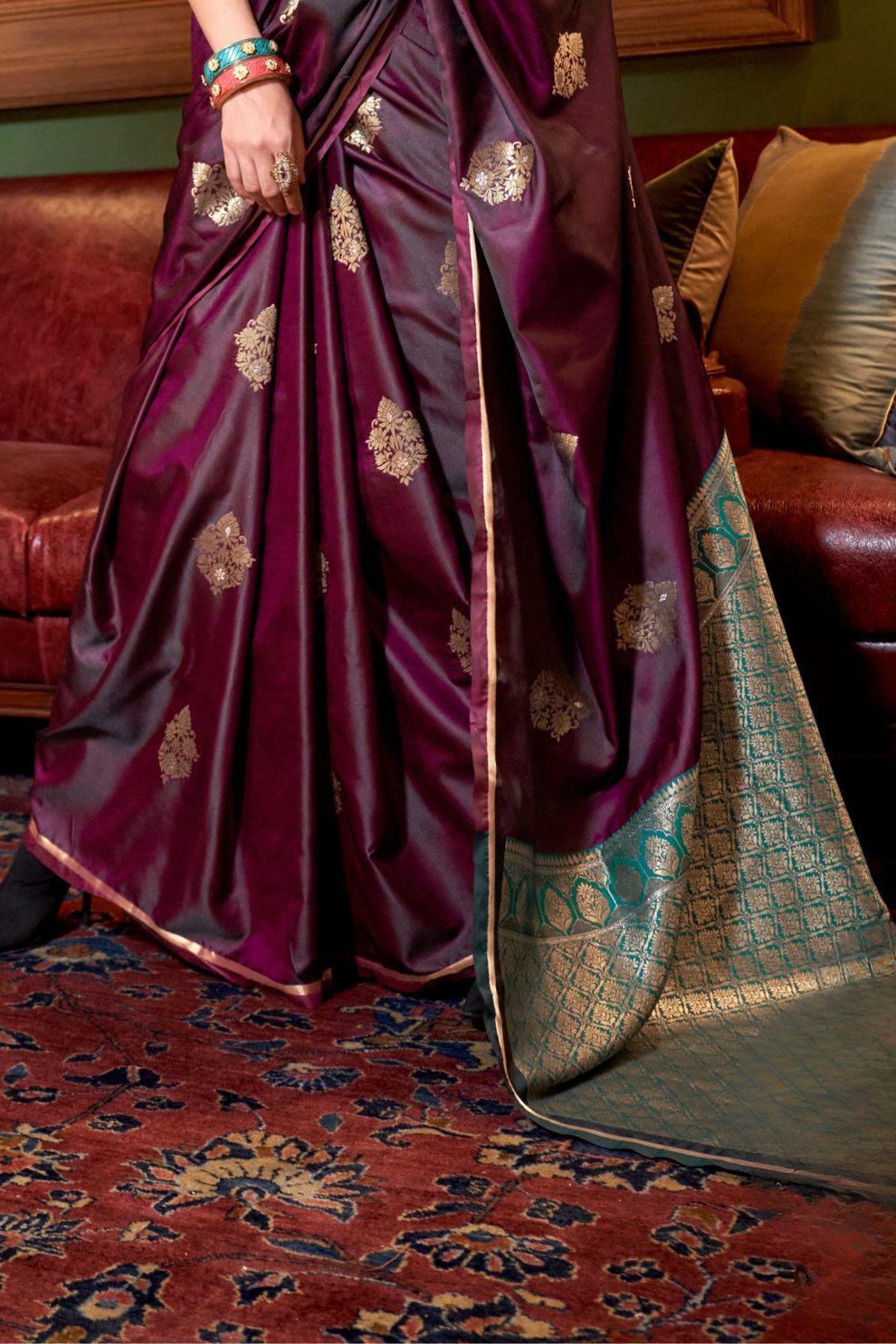 Pure Satin Handloom Silk Saree with Luxurious Weaving Detail