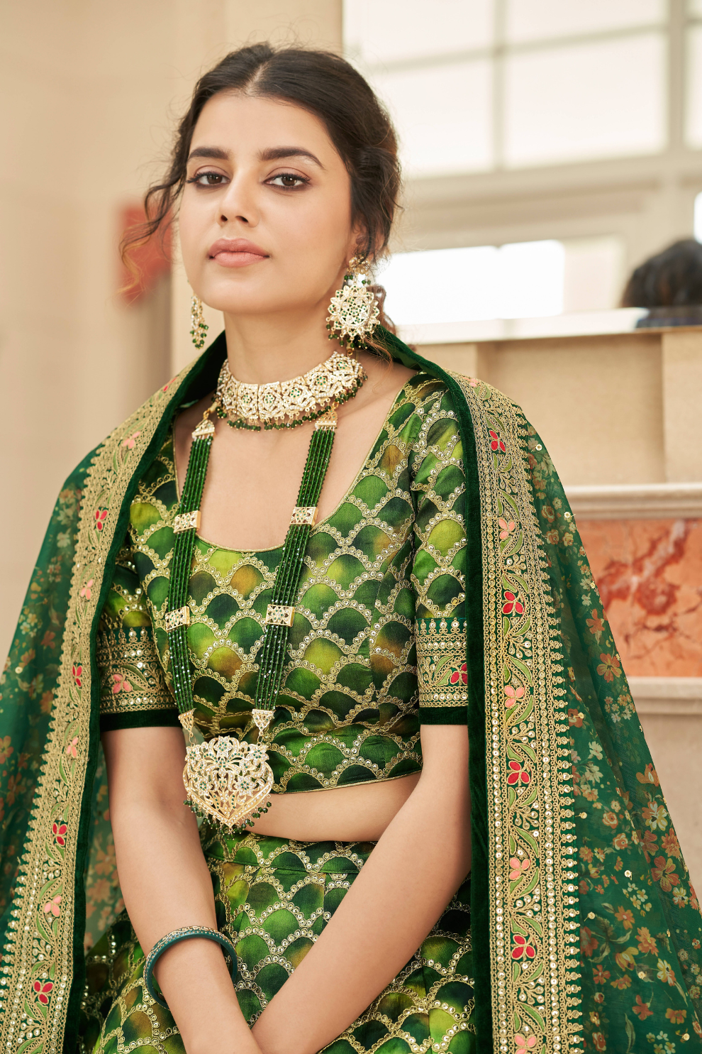Elegant blouse and soft net dupatta with border detailing