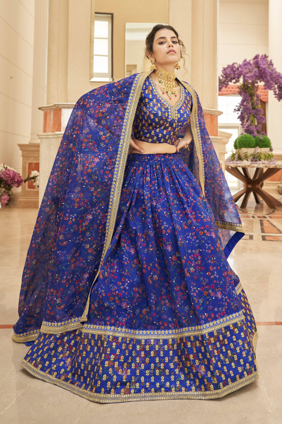 Elegant blouse and soft net dupatta with border detailing