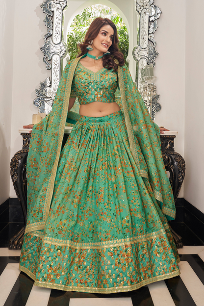 Elegant blouse and soft net dupatta with border detailing