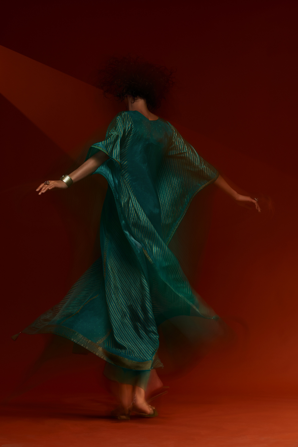 Viscose Bandhani Handwork Kaftan with Digital Print