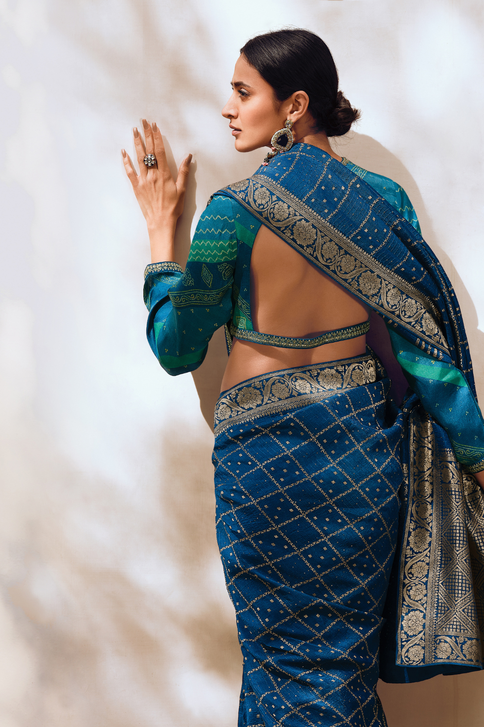 Classic Viscose Silk Saree with Contemporary Digital Print Blouse