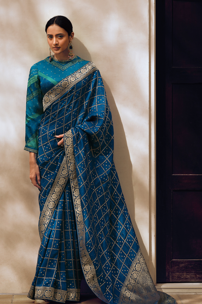 Classic Viscose Silk Saree with Contemporary Digital Print Blouse