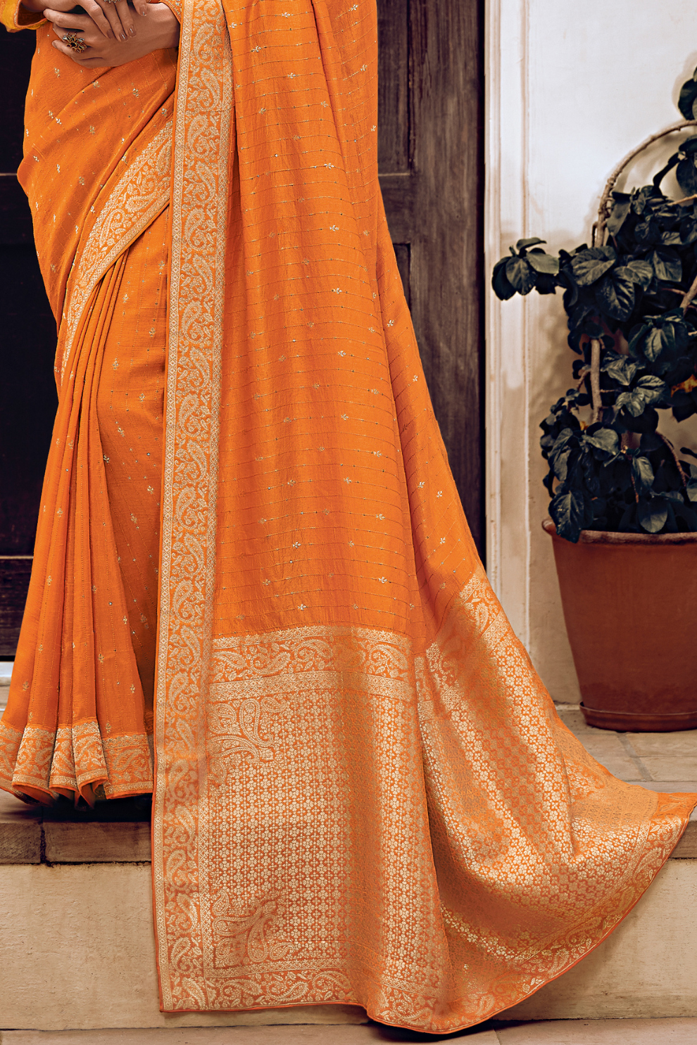 Classic Viscose Silk Saree with Contemporary Digital Print Blouse